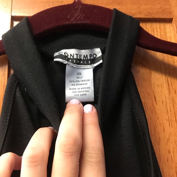 Zip Up Tank Top - Picture 3 of 5